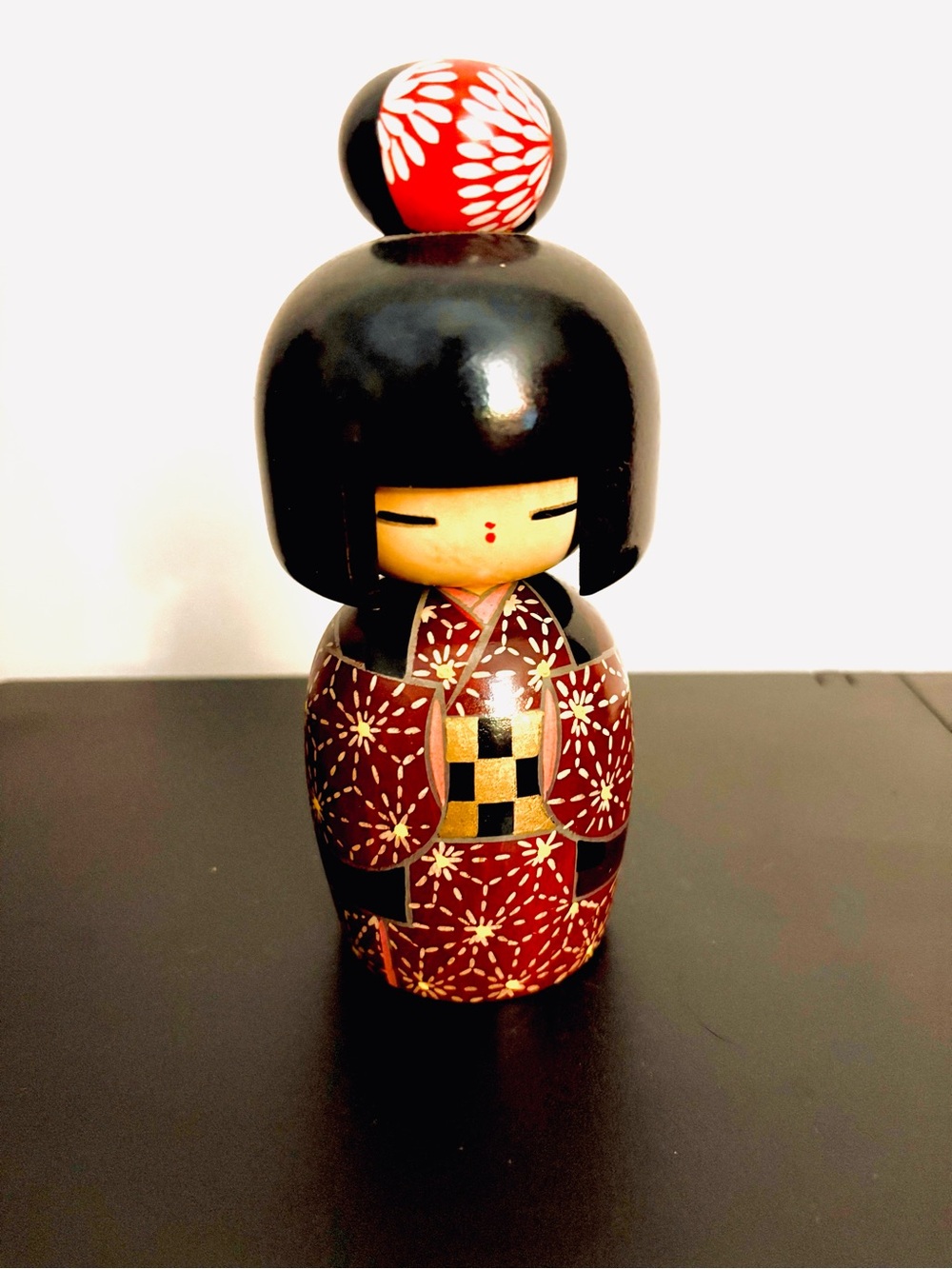 Kyoohoo Japanese Kokeshi Doll
Hanakanzashi
